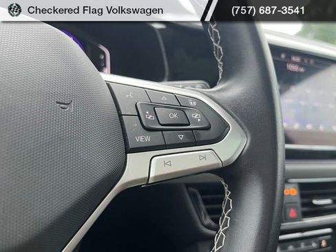 Used 2022 Volkswagen Taos SEL AWD/4WD image 27