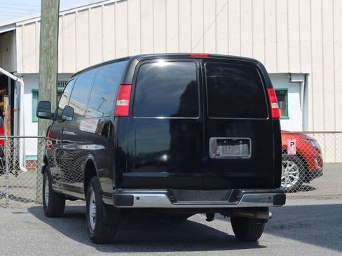 Used 2019 Chevrolet Express 2500 w/ Driver Convenience Package RWD image 6