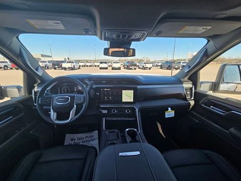 New 2026 GMC Sierra 2500 Denali image 12