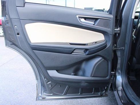 Used 2016 Ford Edge SEL w/ Equipment Group 201A image 30