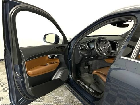 Certified 2024 Volvo XC90 T8 Ultimate AWD/4WD image 27