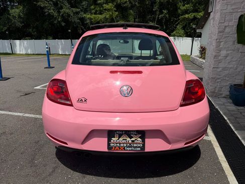 Used 2014 Volkswagen Beetle 2.5 FWD image 12