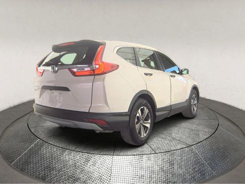 Used 2017 Honda CR-V LX image 2