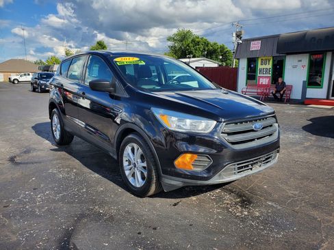 Used 2017 Ford Escape S image 6