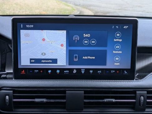 Used 2023 Lincoln Corsair Reserve w/ Equipment Group 201A image 17