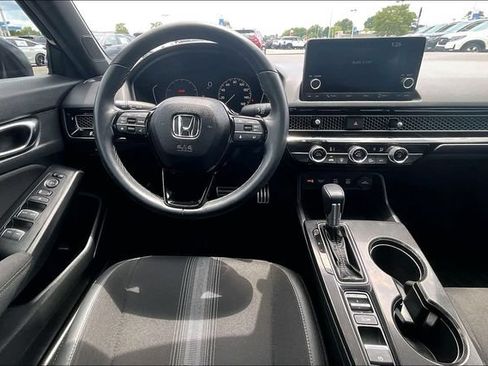 Used 2025 Honda Civic Sport image 8