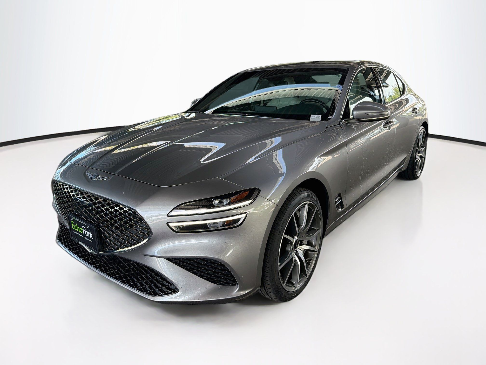Used 2025 Genesis G70 2.5T AWD/4WD image 3