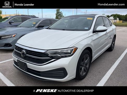 Used 2022 Volkswagen Jetta SE FWD image 1