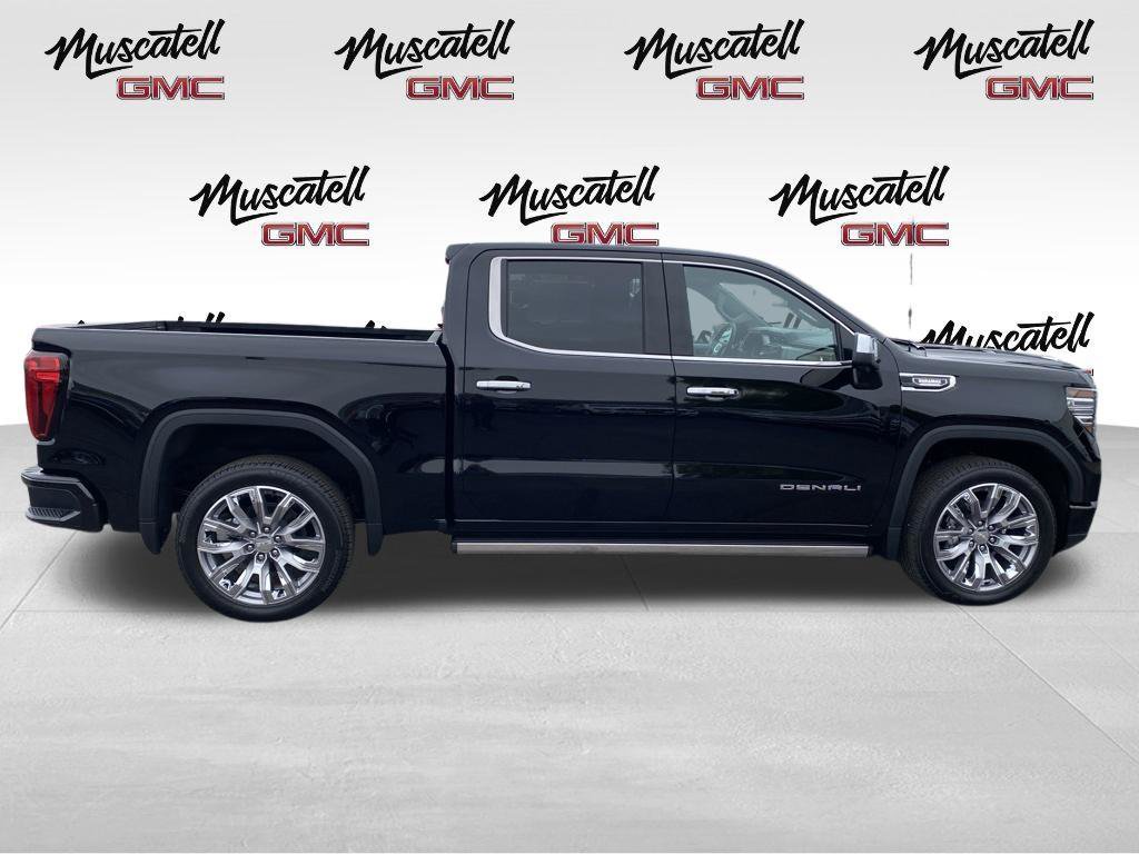 Used 2026 GMC Sierra 1500 Denali w/ Denali Reserve Package AWD/4WD image 9