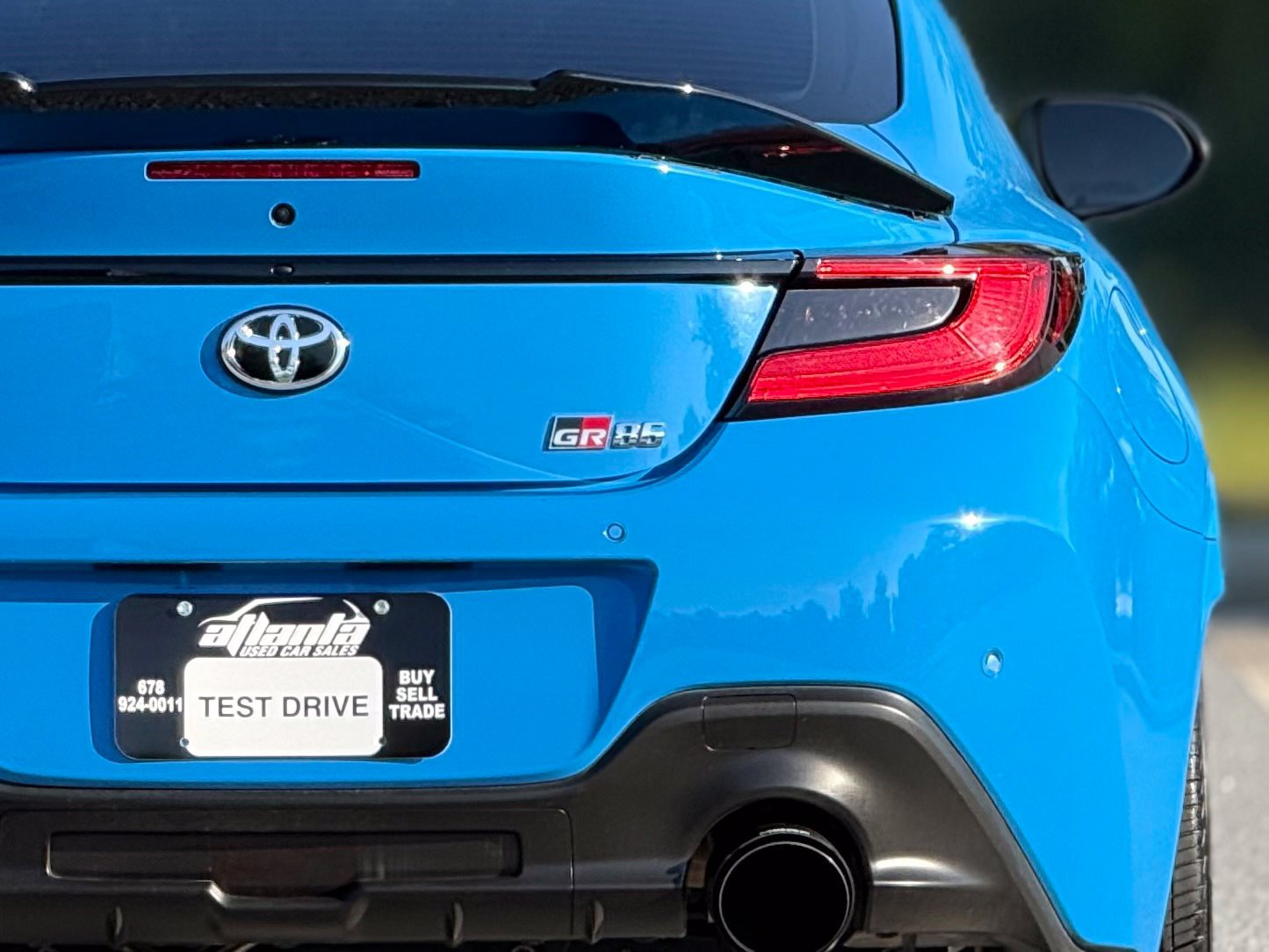 Used 2023 Toyota GR86 w/ ALL Weather Mat Package (TMS) RWD image 17