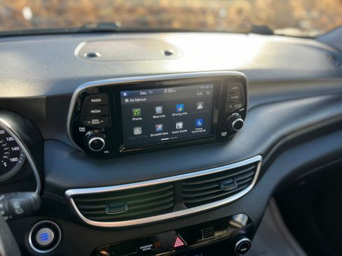 Used 2019 Hyundai Tucson Limited image 33