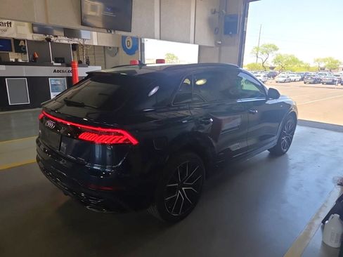 Used 2022 Audi Q8 Premium Plus AWD/4WD image 6