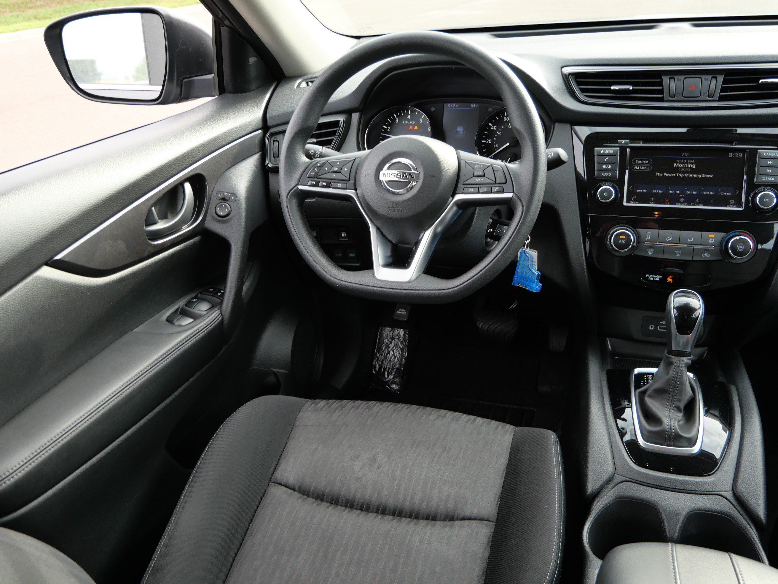 Used 2020 Nissan Rogue S AWD/4WD image 9