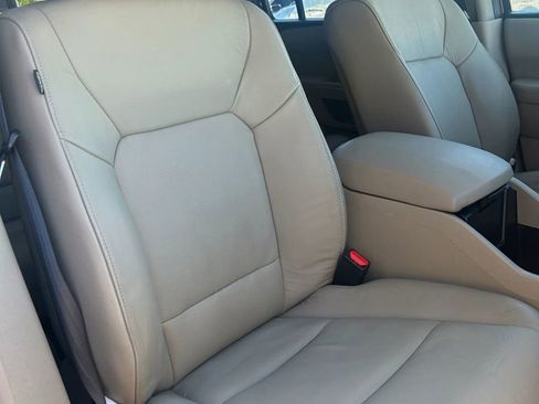 Used 2011 Honda Pilot EX-L image 47