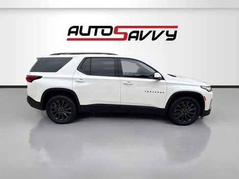 Used 2022 Chevrolet Traverse RS image 8