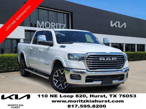 Used 2025 RAM 1500 Laramie AWD/4WD image 1