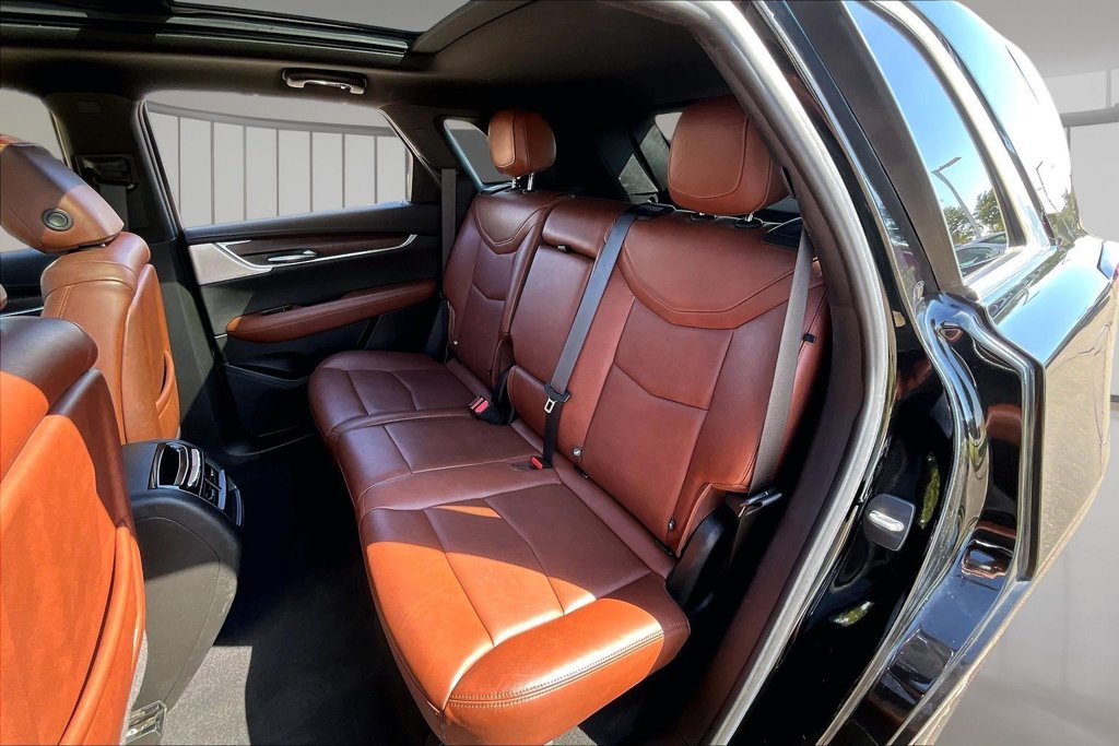 Used 2021 Cadillac XT5 Premium Luxury FWD image 28