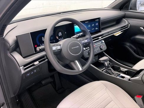 New 2026 Hyundai Santa Cruz SE image 7