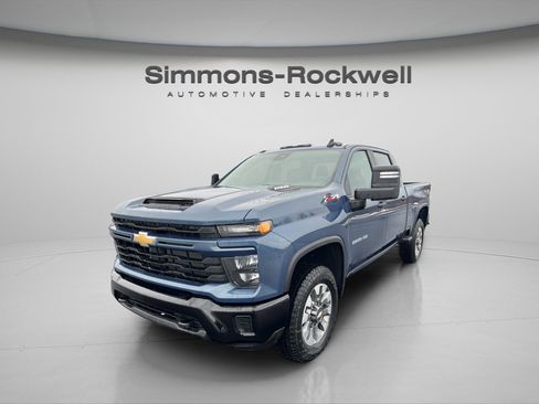 New 2026 Chevrolet Silverado 2500 Custom w/ Custom Convenience Package image 9