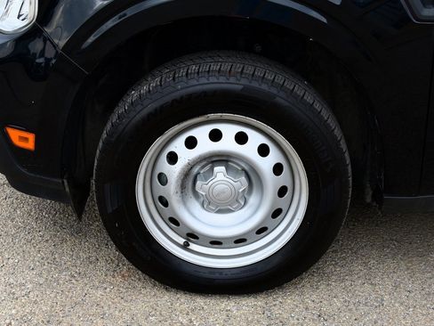 Used 2022 Ford Maverick XL image 6