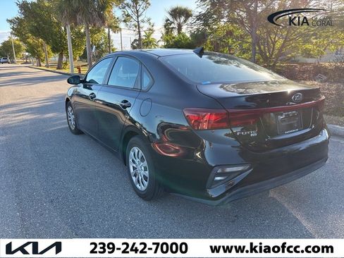 Used 2020 Kia Forte Sedan image 4