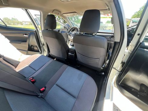 Used 2017 Toyota Corolla LE FWD image 21