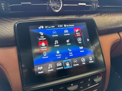 Used 2019 Maserati Quattroporte S Q4 AWD/4WD image 30