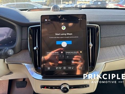 Certified 2026 Volvo XC90 B6 Ultra w/ Lounge Package image 11