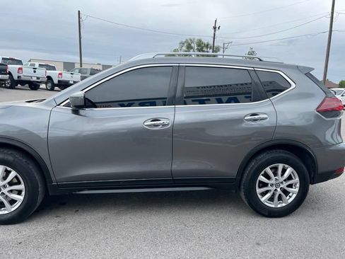 Used 2019 Nissan Rogue SV AWD/4WD image 8