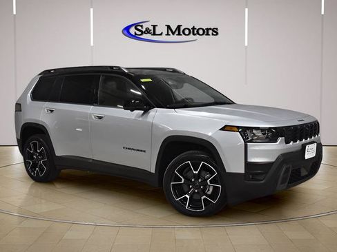 New 2026 Jeep Cherokee Overland w/ Trailer Tow Group AWD/4WD image 9