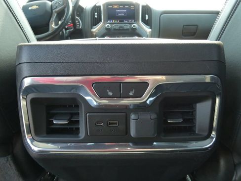 Certified 2022 Chevrolet Silverado 2500 High Country w/ Z71 Off-Road Package AWD/4WD image 21
