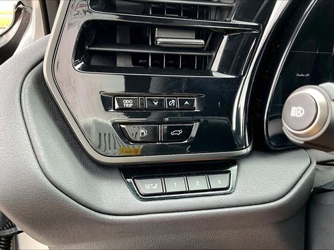 Used 2025 Lexus TX 350 AWD w/ Technology Package image 34