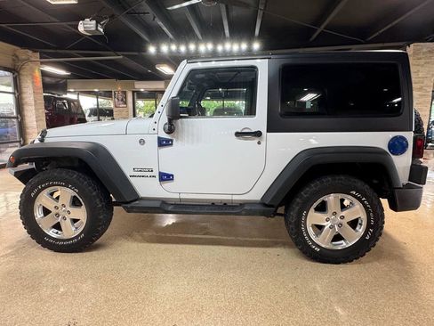 Used 2014 Jeep Wrangler Sport w/ Quick Order Package 24S AWD/4WD image 4