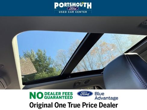 Certified 2022 Ford Explorer XLT w/ Equipment Group 202A image 10