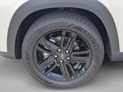 New 2026 Chevrolet Trax ACTIV w/ Driver Confidence Package FWD image 9