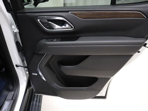 Used 2023 Chevrolet Tahoe High Country w/ Premium Package 2 image 13