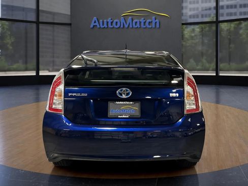 Used 2015 Toyota Prius Two image 8