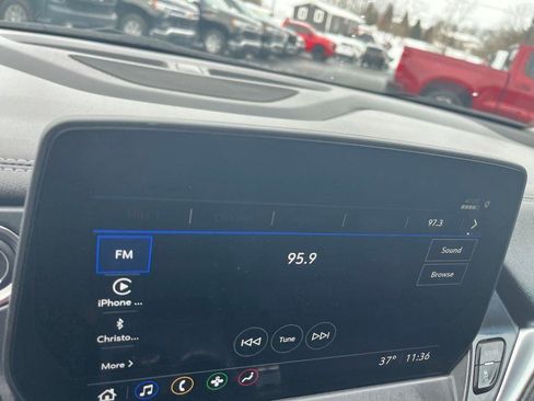 Used 2025 Chevrolet Blazer LT image 14