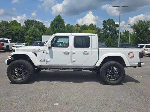 Used 2022 Jeep Gladiator Overland AWD/4WD image 4