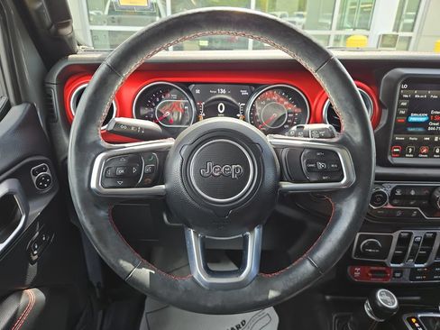 Used 2018 Jeep Wrangler Unlimited Rubicon AWD/4WD image 19