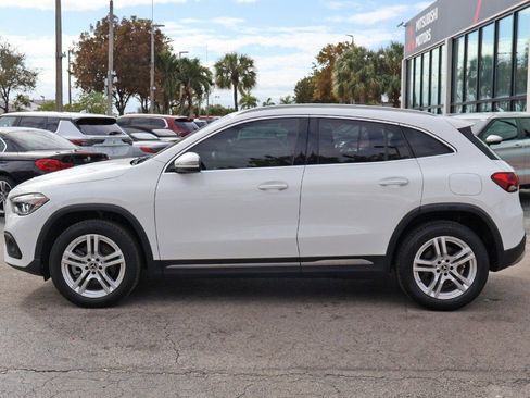 Used 2022 Mercedes-Benz GLA 250 w/ Premium Package Lite image 15