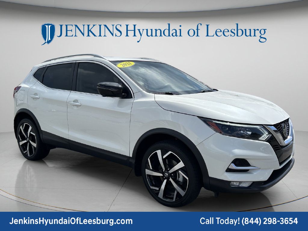 Used 2021 Nissan Rogue Sport SL w/ Premium Package FWD image 1