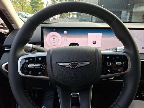 Certified 2026 Genesis GV70 2.5T Select AWD/4WD image 22