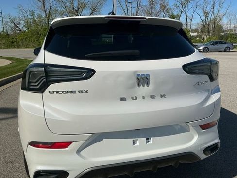 Used 2024 Buick Encore GX Avenir w/ Avenir Technology Package FWD image 12