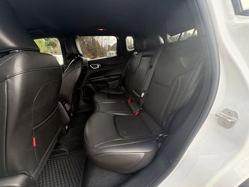 Used 2025 Jeep Compass Trailhawk image 22