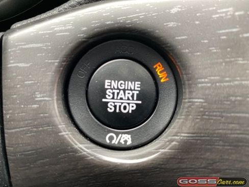 Used 2018 Jeep Grand Cherokee Altitude AWD/4WD image 10