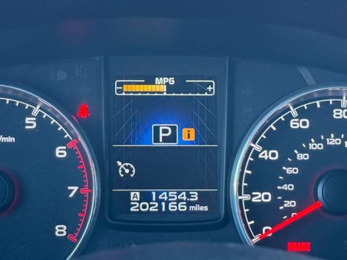 Used 2014 Subaru Outback 2.5i Limited image 21