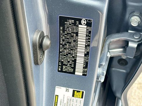 Used 2023 Toyota Corolla LE FWD image 30