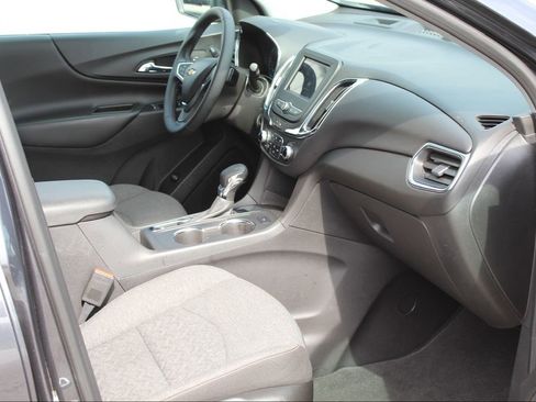 Used 2023 Chevrolet Equinox LT image 16