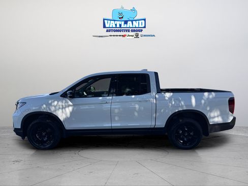 New 2026 Honda Ridgeline Black Edition image 2